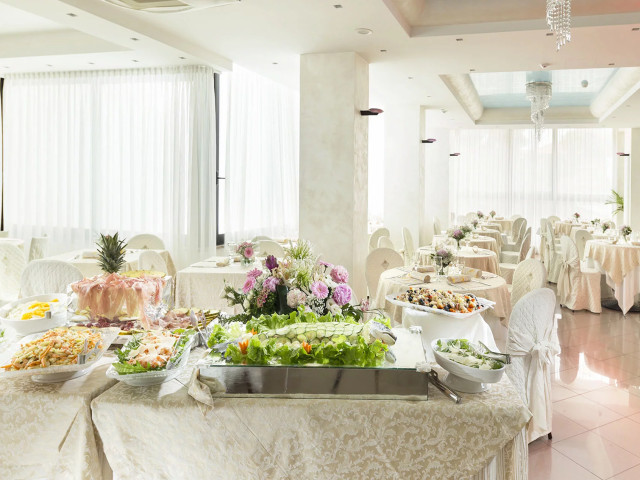 media.Slide-Cucina-2-Hotel-Tulipe-Nazionale-Riccione