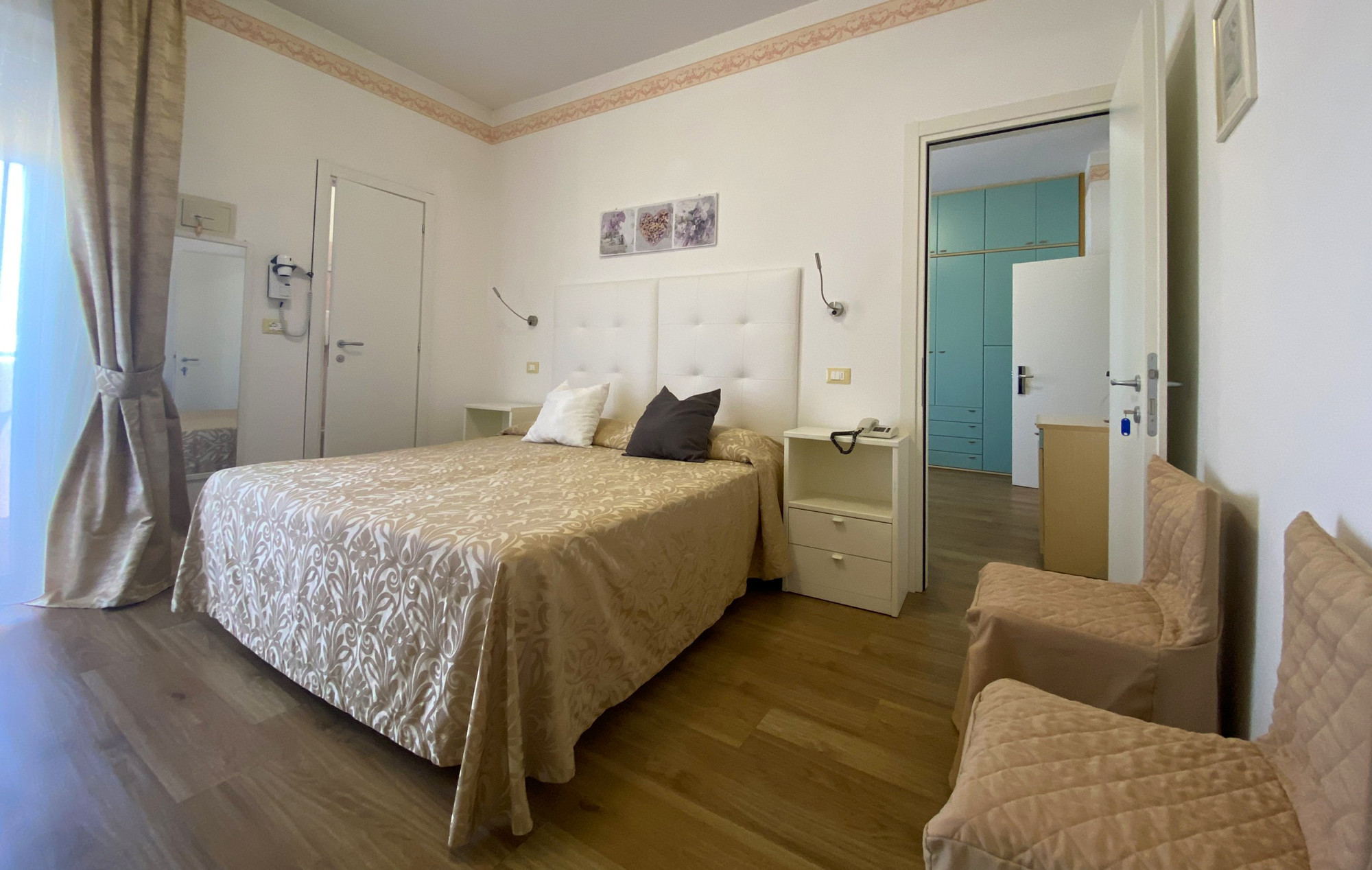 media.slide-camera-family-tulipenazionale